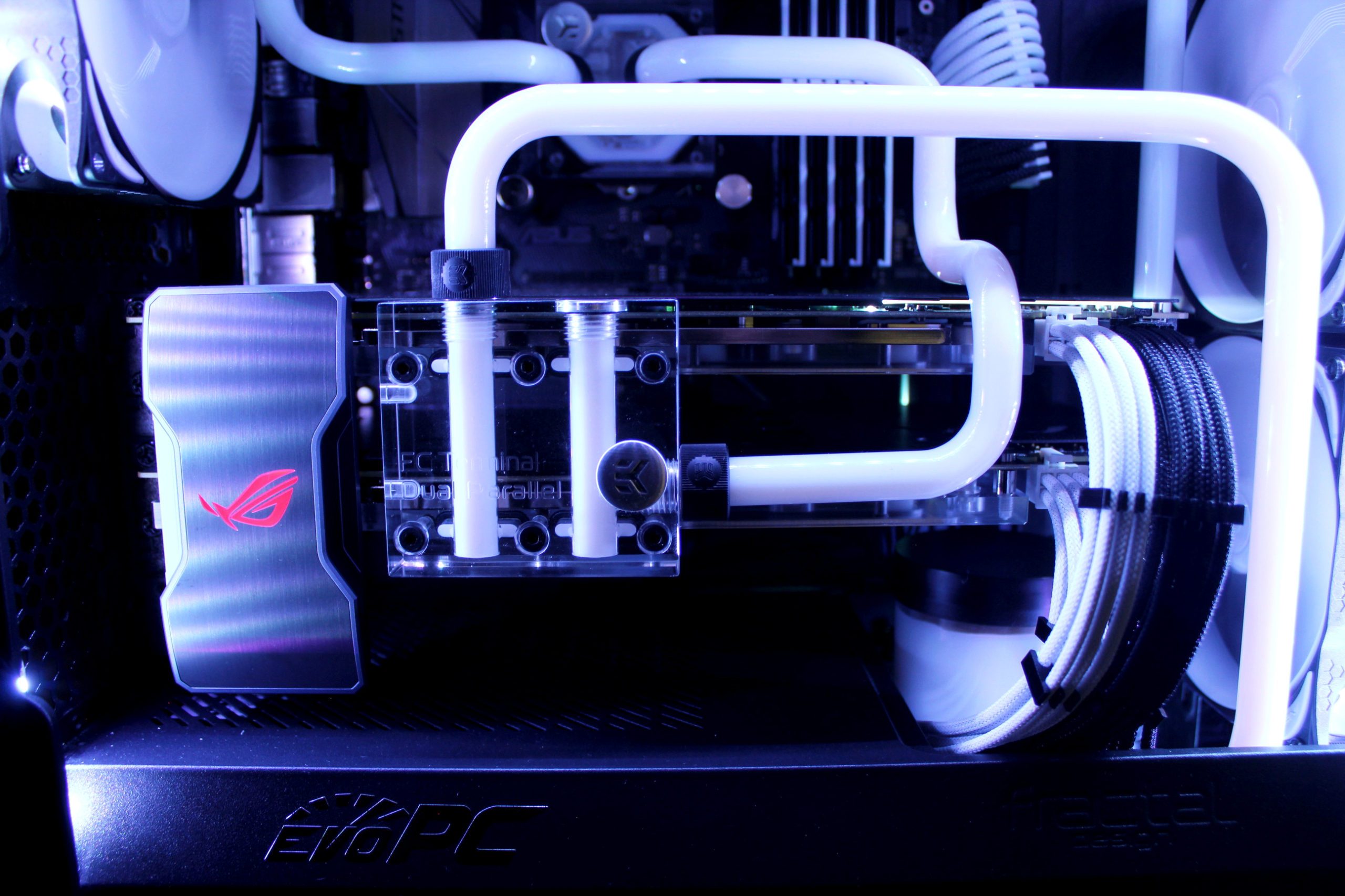 Two-face by Atheros & Zebralet (Evo PC) — Fractal Design