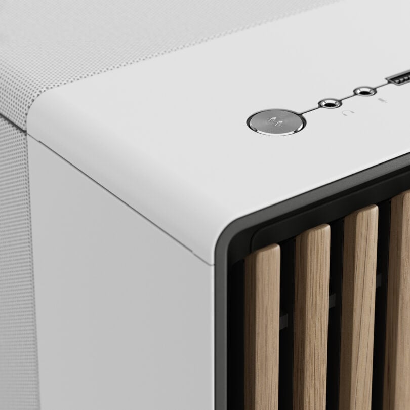 North XL — Fractal Design